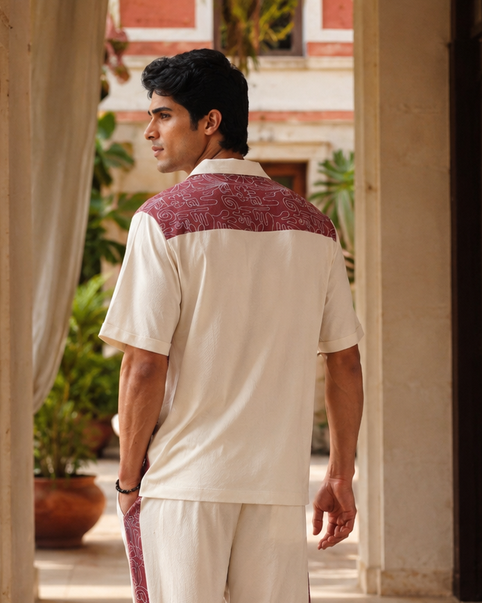 COASTAL GLYPH COTTON KNIT SHIRT - CREAMY CLOUD/APPLE BUTTER