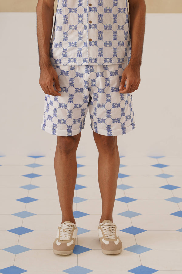 Knotty Krabs (Cotton) Shorts - Salt (White)