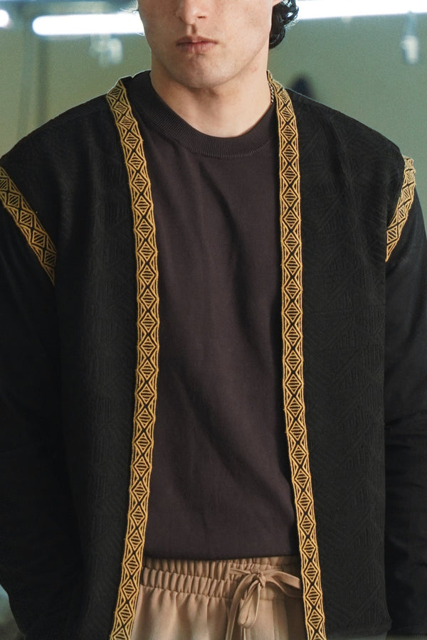 Winter Lattice Shrug