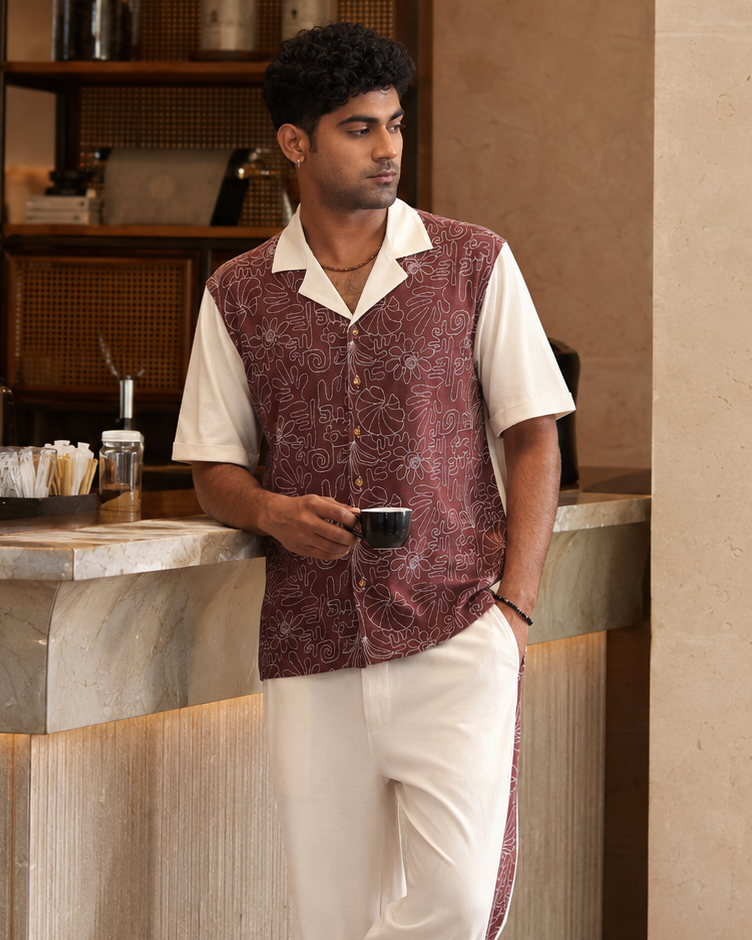 COASTAL GLYPH COTTON KNIT SHIRT - CREAMY CLOUD/ESPRESSO BEAN