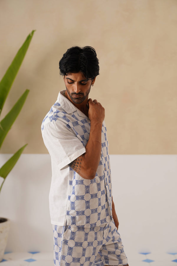 Knotty Krabs (Linen) Shirt