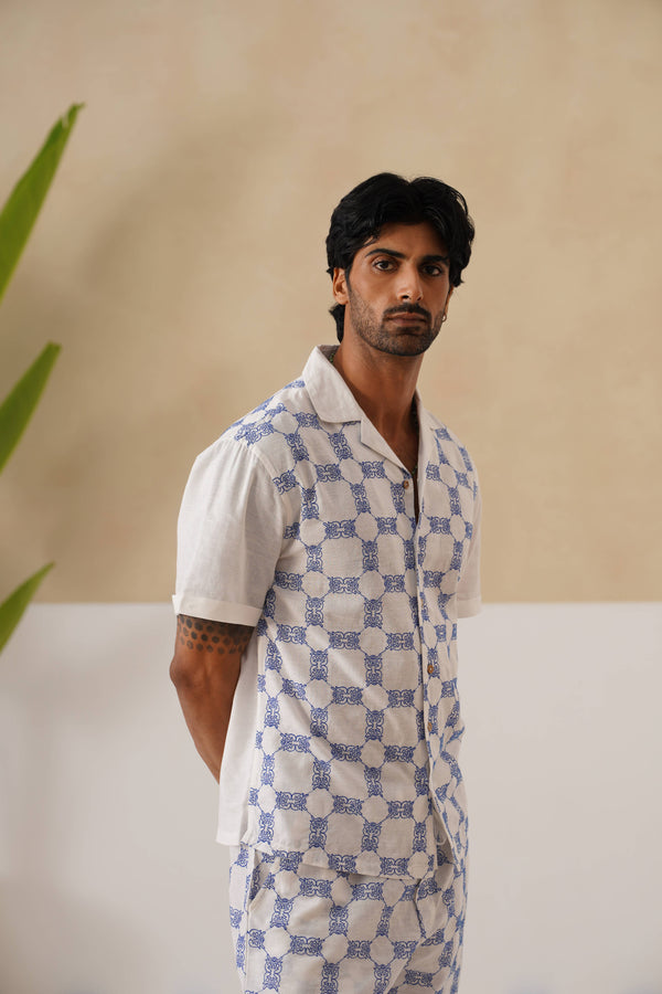 Knotty Krabs (Linen) Shirt