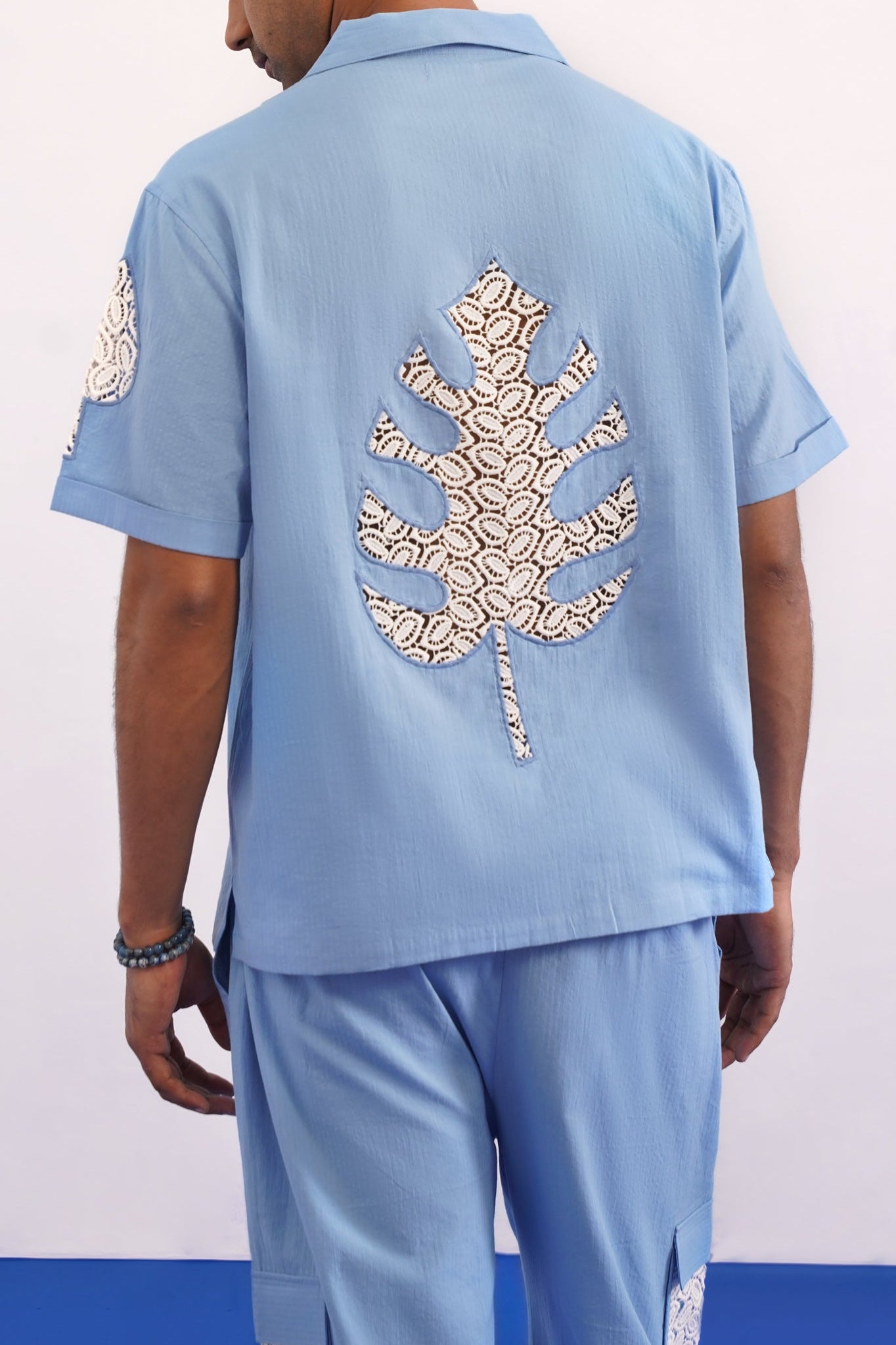 LAGOON LEAF SEERSUCKER SHIRT - CLOUD BLUE
