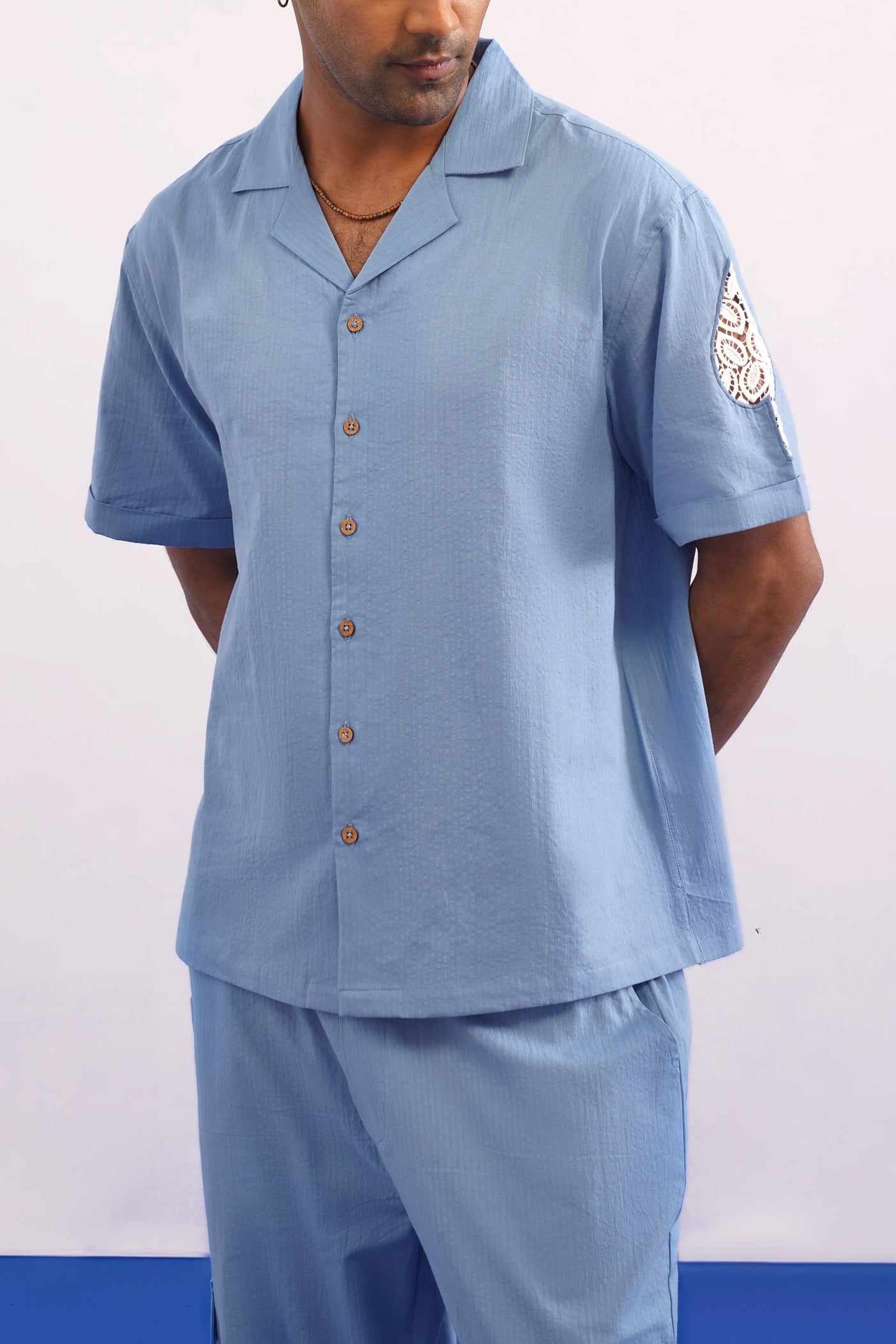 LAGOON LEAF SEERSUCKER SHIRT - CLOUD BLUE