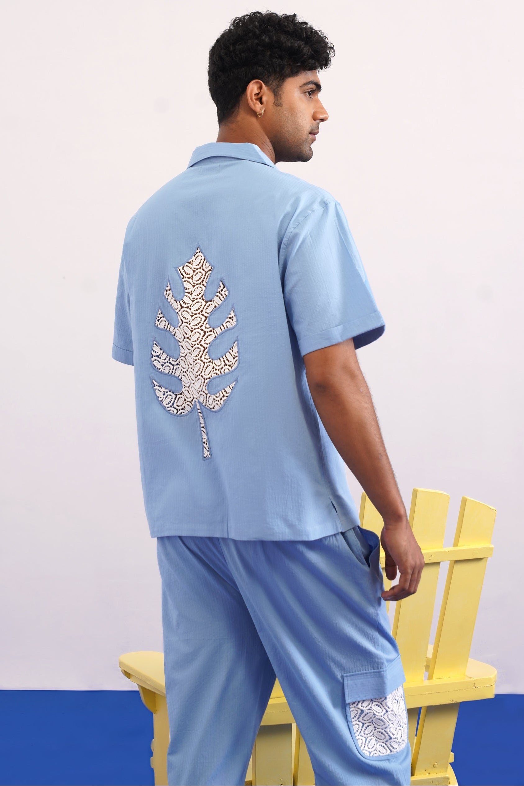 LAGOON LEAF SEERSUCKER SHIRT - CLOUD BLUE
