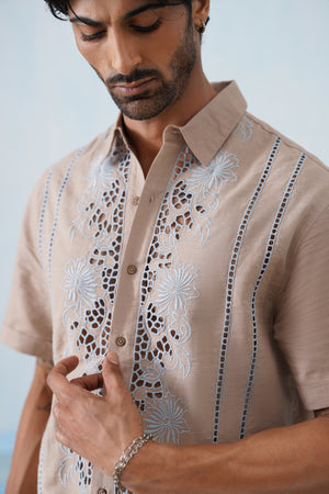 Twin Vines Cotton Linen Shirt (Sand Beige)