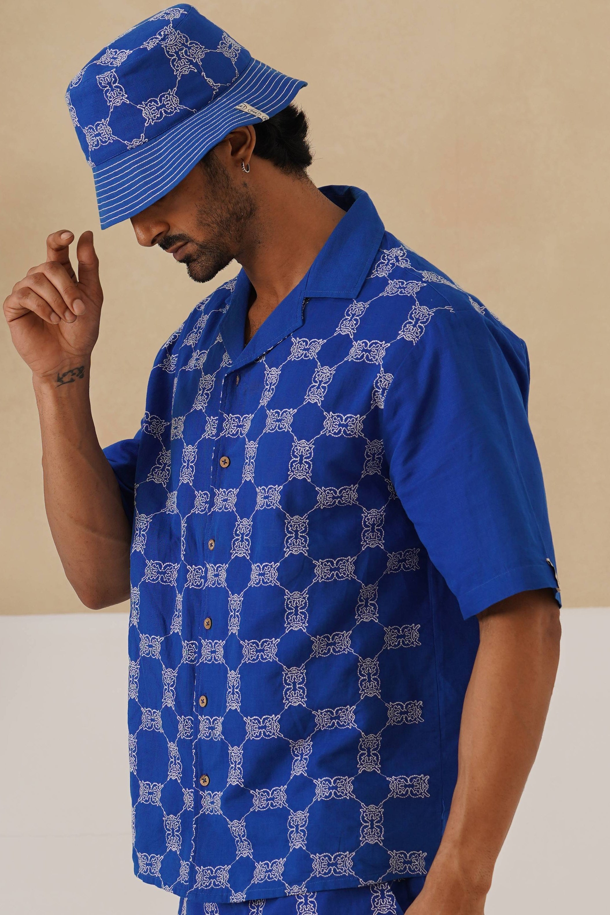 Knotty Krabs (Linen) Shirt - Deep Sea (Blue)